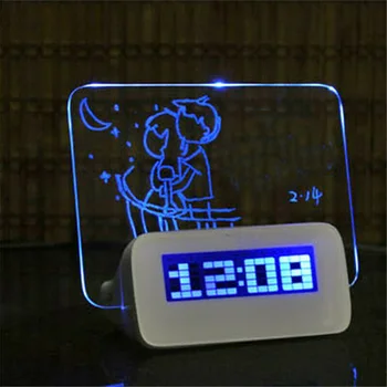 Digitālais Modinātājs ar LED Gaismas Ziņojumu dēli ar 4 USB Pieslēgvietām, TT-labākais