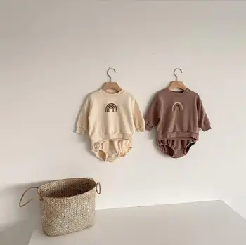 Ir 2021. Modes Pavasara Bērnu Apģērbu Komplekts 2gab Varavīksnes Džemperis+Bloomer Cute Baby Meiteņu, Zēnu Krekls ar garām Piedurknēm Bikses, Uzvalks